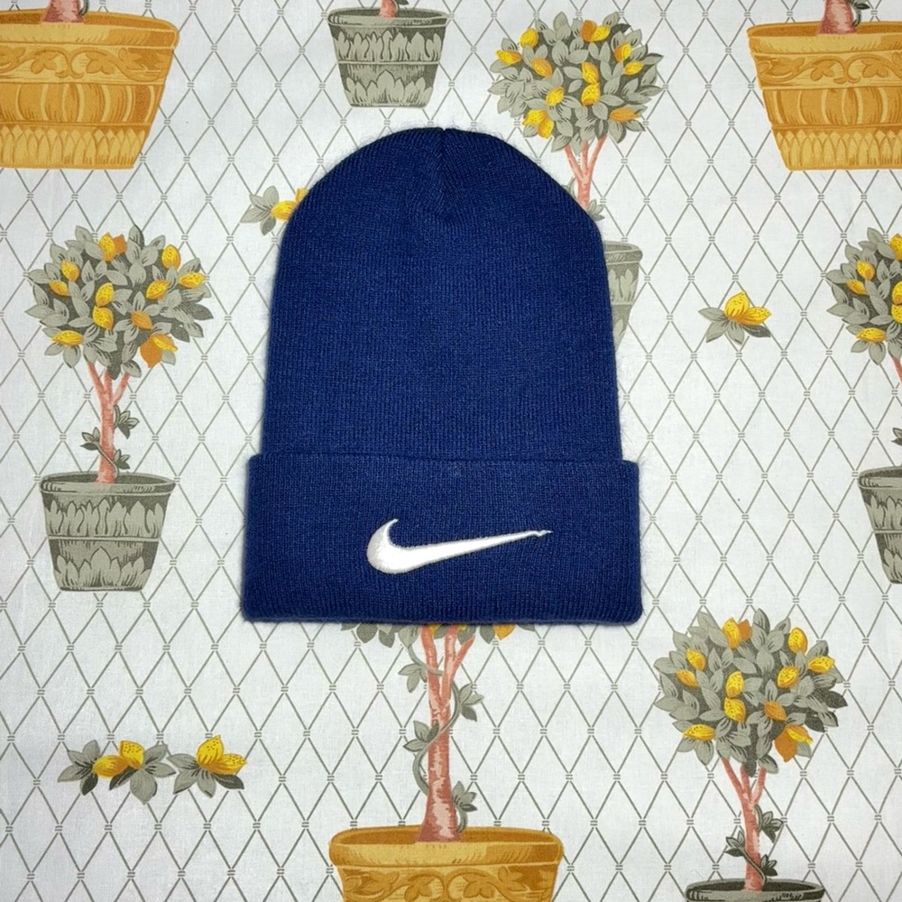 Nike beanie/ navy blue
